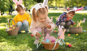 Organize an Egg Hunt for Other Kids | easter community service ideas