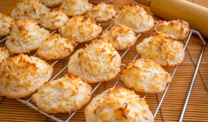 Coconut Macaroons for Christmas